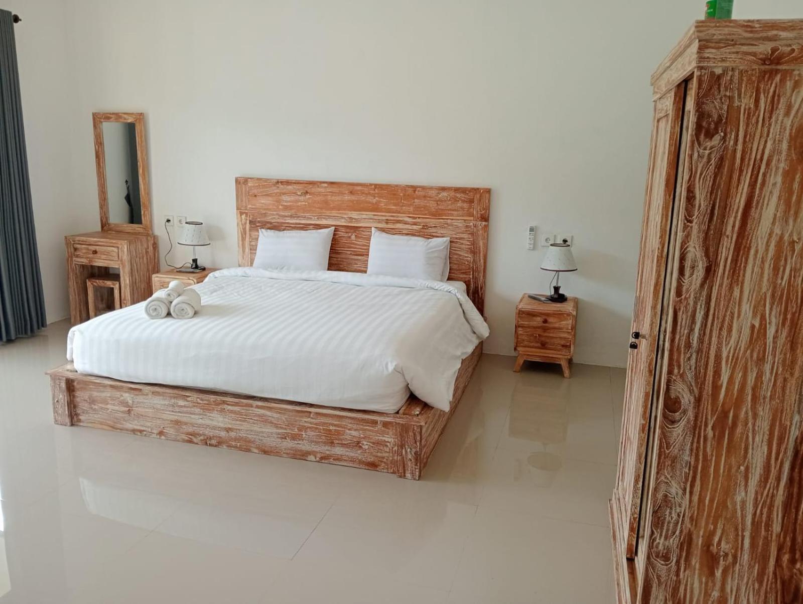 Hotel Amed Yudhadewata Zewnętrze zdjęcie
