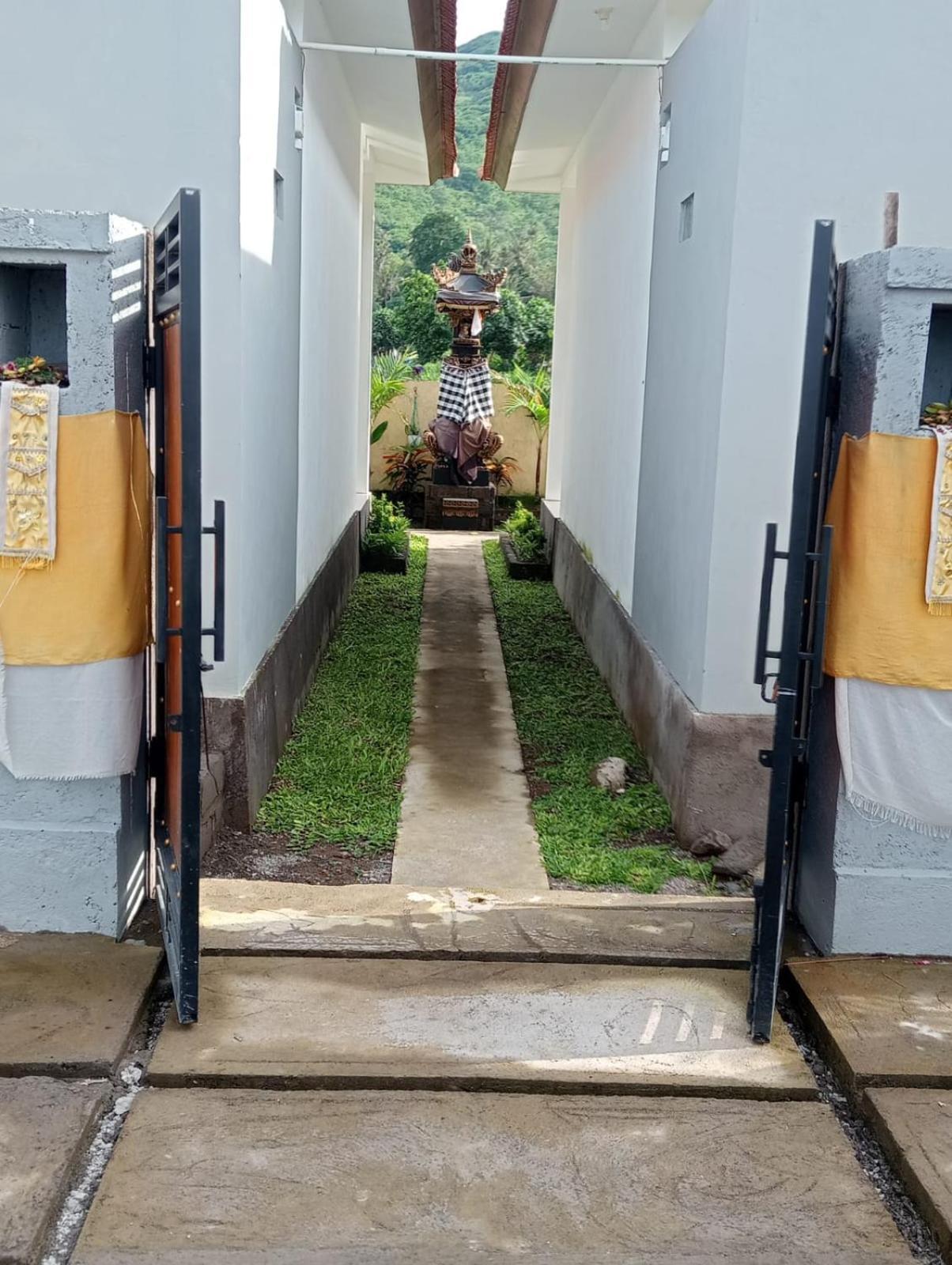 Hotel Amed Yudhadewata Zewnętrze zdjęcie